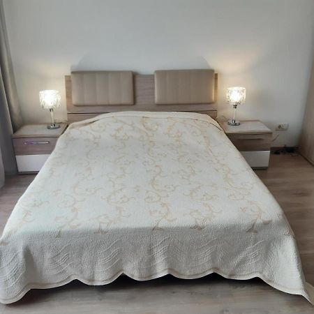 Garsoniera Soarelui Apartment Западен Ефорие Екстериор снимка